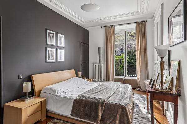 Paris (75017) Exclusivité - INVESTISSEMENT en NUE-PROPRIETE Appartement Rez de Jardin de 4 pièces (108m²) à PARIS 17ème Wag