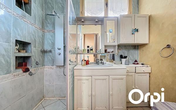 Maison à vendre    4 pièces • 104,57 m2 Écully