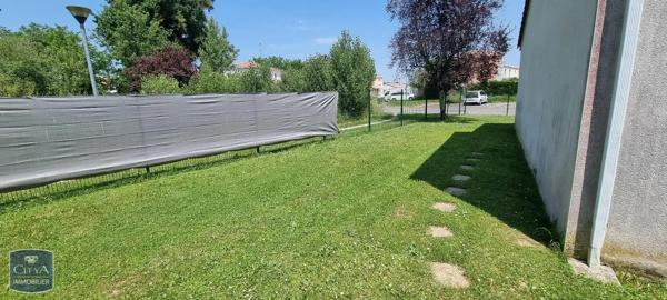 Maison à louer 4 pièces 81.98m² Le Passage (47520)