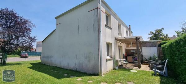 Maison à louer 4 pièces 81.98m² Le Passage (47520)