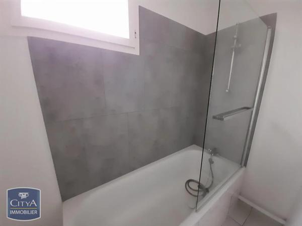 Maison à louer 4 pièces 81.98m² Le Passage (47520)