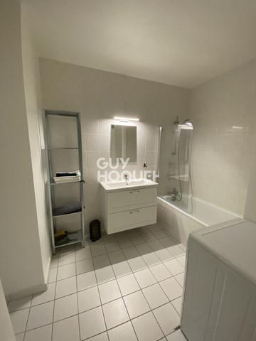 APPARTEMENT À LOUER DE 2 PIÈCES DE 44,00 M²