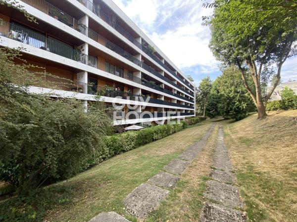 APPARTEMENT À LOUER DE 2 PIÈCES DE 44,00 M²
