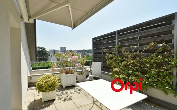 Appartement à vendre    4 pièces • 91,40 m2 Tassin-la-Demi-Lune