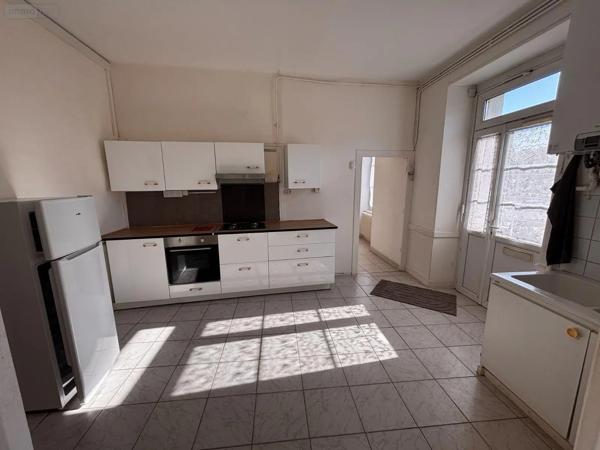 Achat - Appartement | Appartement rénové Saint-Calais 72120 4 pièces 64 m 2