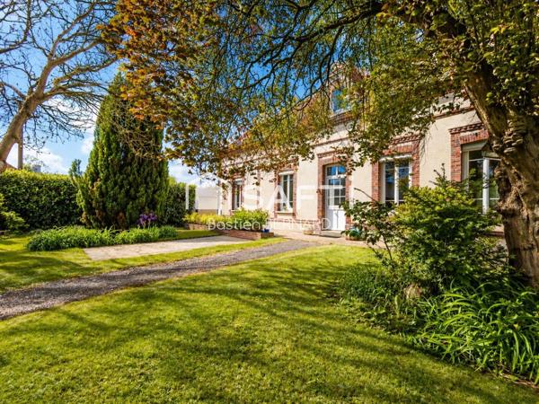 6 chambres, dépendances, calme : le combo rare