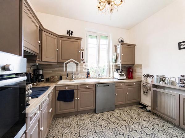 6 chambres, dépendances, calme : le combo rare