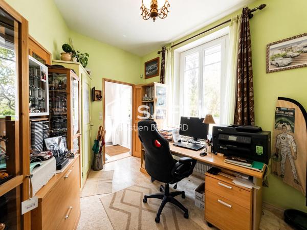 6 chambres, dépendances, calme : le combo rare