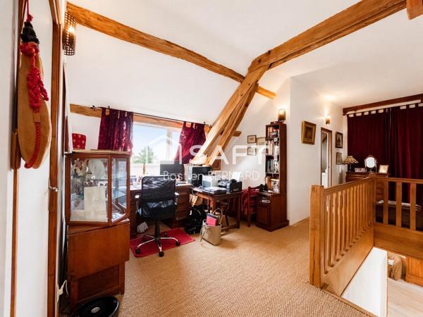 6 chambres, dépendances, calme : le combo rare