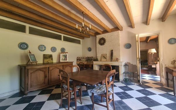 Maison à vendre    6 pièces •  Saint-Palais-sur-Mer