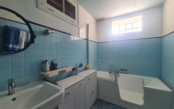 Maison à vendre    6 pièces •  Saint-Palais-sur-Mer