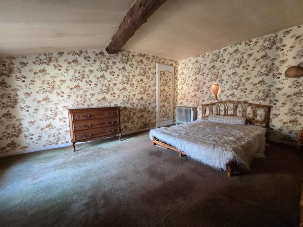 Maison de village avec trois chambres