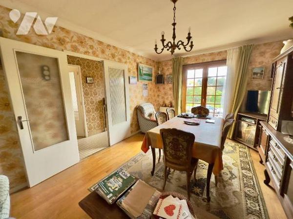 EXCLUSIVITE TRENTE CINQ NOTAIRES - Avenue de la Grande Fontenelle - EMPLACEMENT IDEAL.
Maison ...