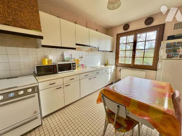 EXCLUSIVITE TRENTE CINQ NOTAIRES - Avenue de la Grande Fontenelle - EMPLACEMENT IDEAL.
Maison ...