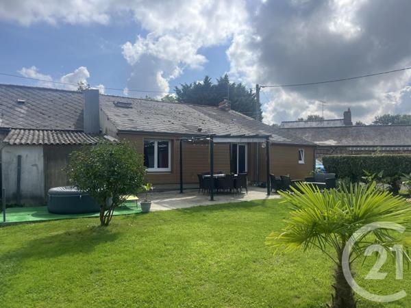 Maison à vendre  4 pièces - 102 m2 LE BOURGNEUF LA FORET - 53