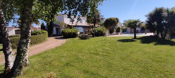 Maison villa Saintes 140 m²