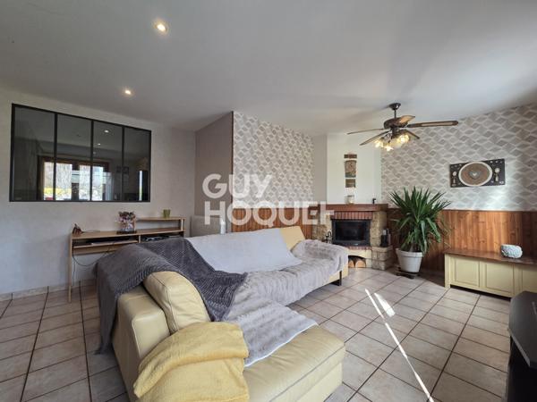 Maison familiale au cœur de Saint-Christophe-Vallon – 112 m² habitables sur terrain plat avec piscine hors sol