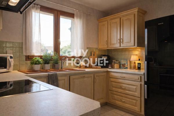 Maison familiale au cœur de Saint-Christophe-Vallon – 112 m² habitables sur terrain plat avec piscine hors sol