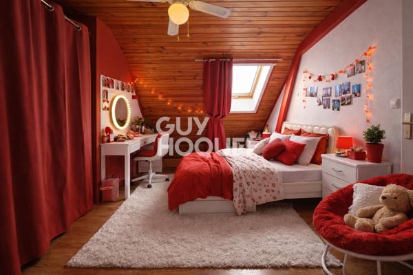 Maison familiale au cœur de Saint-Christophe-Vallon – 112 m² habitables sur terrain plat avec piscine hors sol