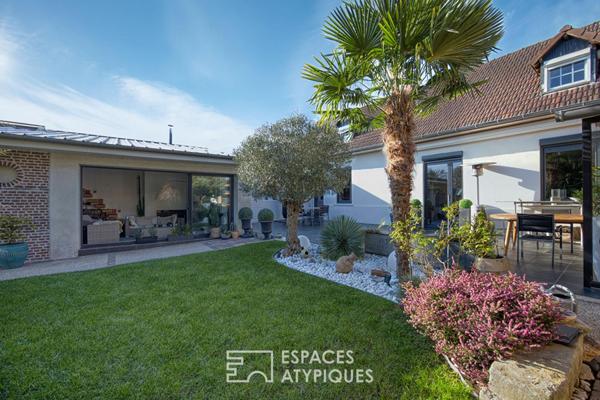 Longère revisitée et ancienne grange réinventée, à 10 minutes d’Amiens