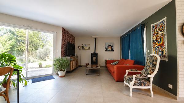 Maison familiale de plain-pied de 4 chambres avec jardin paysager Détails des diagnostics énergétiques