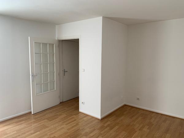 Studio Bougival  23 m2 en très bon état