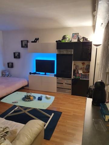 Studio Bougival  23 m2 en très bon état