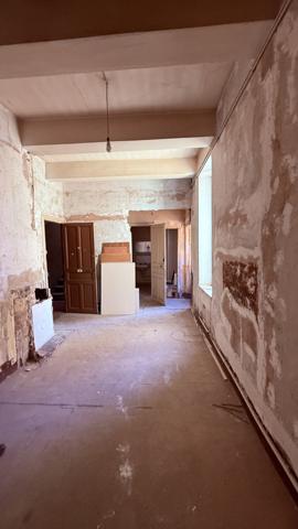 Béziers (34500) Immeuble bourgeois haussmannien-Angle de boulevard 6 appartements + local commercial 180 m²