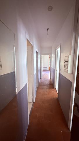 Béziers (34500) Immeuble bourgeois haussmannien-Angle de boulevard 6 appartements + local commercial 180 m²