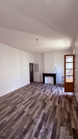 Béziers (34500) Immeuble bourgeois haussmannien-Angle de boulevard 6 appartements + local commercial 180 m²