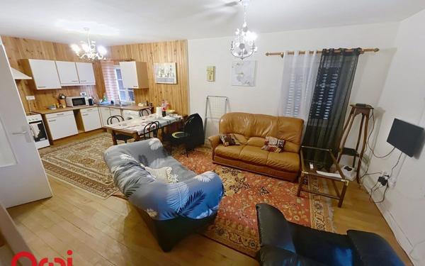 Immeuble à vendre    14 pièces • 342 m2 Montmarault