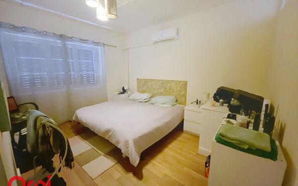 Immeuble à vendre    14 pièces • 342 m2 Montmarault