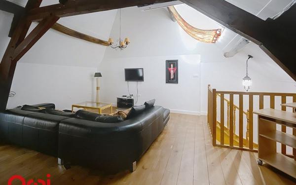 Immeuble à vendre    14 pièces • 342 m2 Montmarault