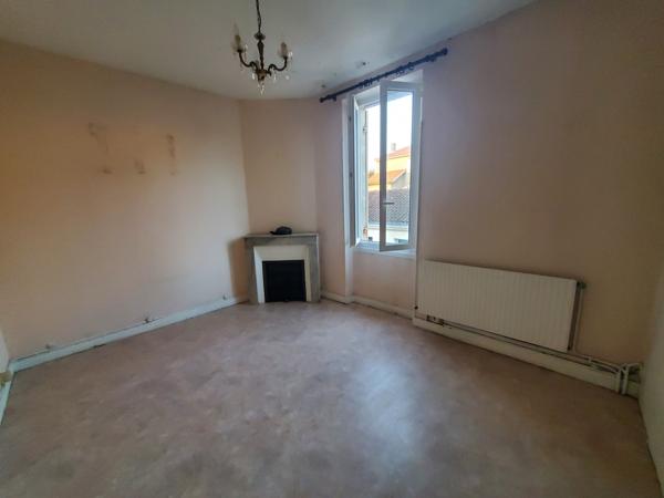Maison de ville avec cour à vendre à MARMANDE