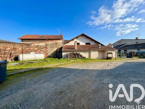 Immeuble à vendre 288 m² Fleuré