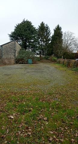 Argentré (53210) TERRAIN VIABILISE HORS LOTISSEMENT