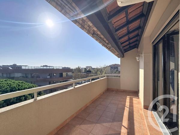 Appartement T3 à vendre  3 pièces - 63,99 m2 FREJUS - 83