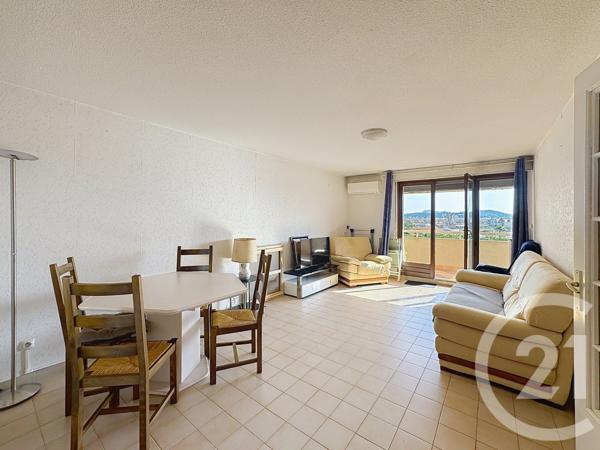 Appartement T3 à vendre  3 pièces - 63,99 m2 FREJUS - 83