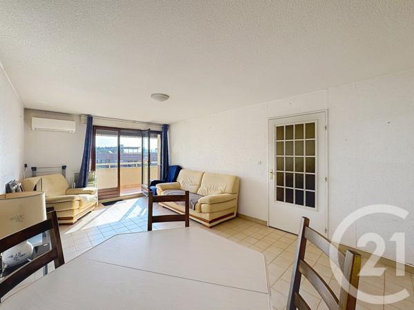 Appartement T3 à vendre  3 pièces - 63,99 m2 FREJUS - 83