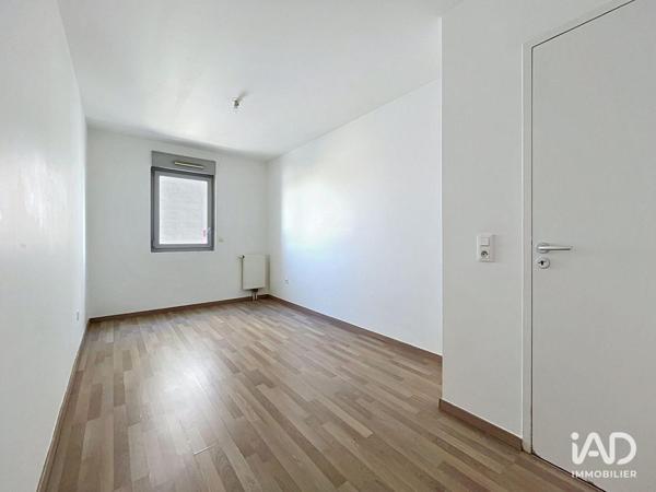 Location appartement 3 pièces 79 m² Reims