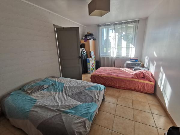 Belle maison agréable au calme proche à 5 mn de Lussant, axe St Jean - Rochefort