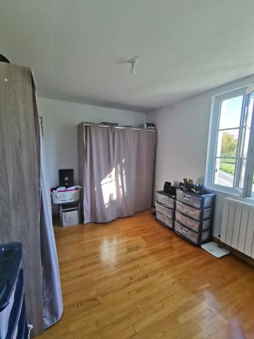 Belle maison agréable au calme proche à 5 mn de Lussant, axe St Jean - Rochefort