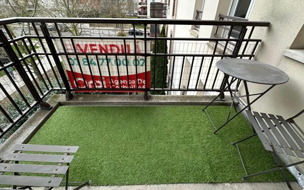 Appartement à vendre    3 pièces • 63,20 m2 Corbeil-Essonnes