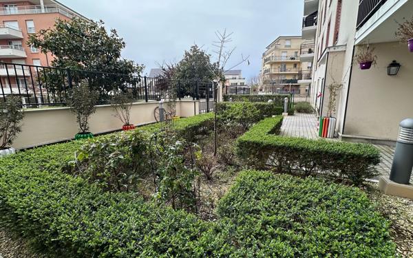 Appartement à vendre    3 pièces • 63,20 m2 Corbeil-Essonnes