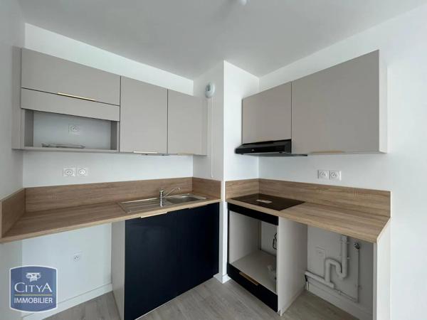 Appartement à louer 2 pièces 41.24m² Luisant (28600)