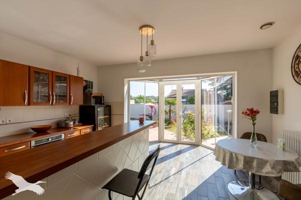 Maison à vendre 499 000 € Bruguières 6 p 198 m² DPE D