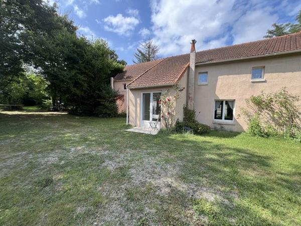 Maison à vendre |                                       Luçay-le-Mâle |                                        10 pièces  |  480 m²