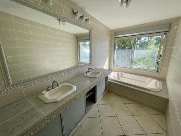 Maison à vendre à Saint-Denis à la Réunion (97400), ref : 97409-268