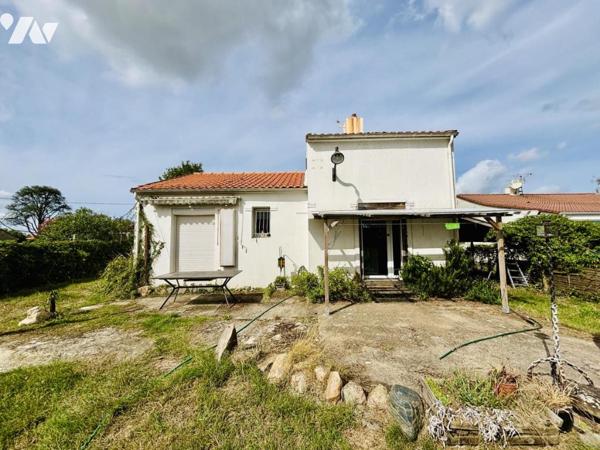 Divatte-Sur-Loire, maison avec dépendances