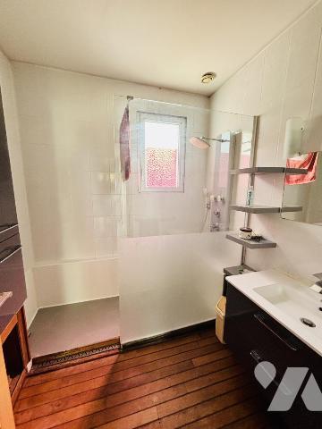 Divatte-Sur-Loire, maison avec dépendances